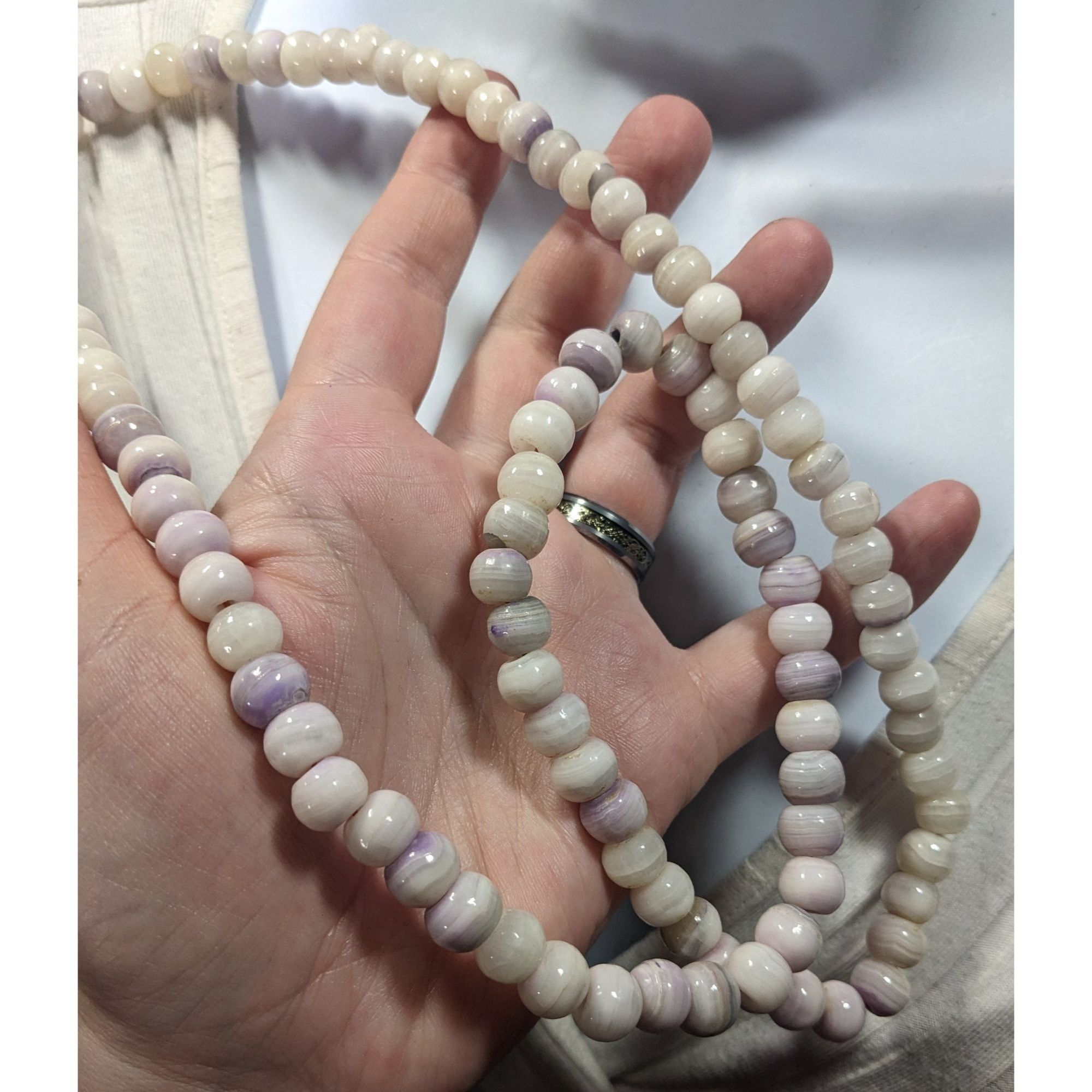 Other Casual Agate Beaded Necklace White With Purple Banding Size ONE SIZE - 3 Thumbnail