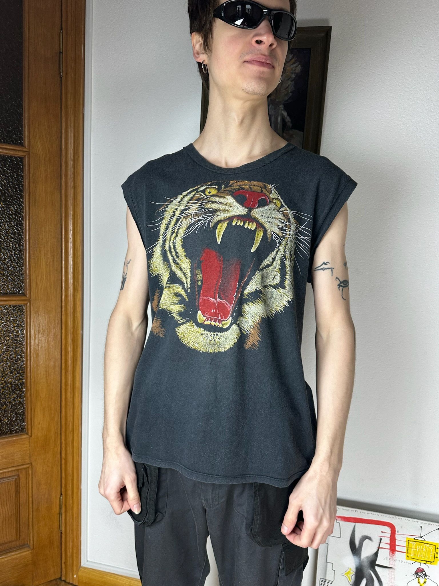 Vintage Vintage Tiger Graphic Big Print Tee T-shirt 90s west Size US M / EU 48-50 / 2 - 2 Thumbnail