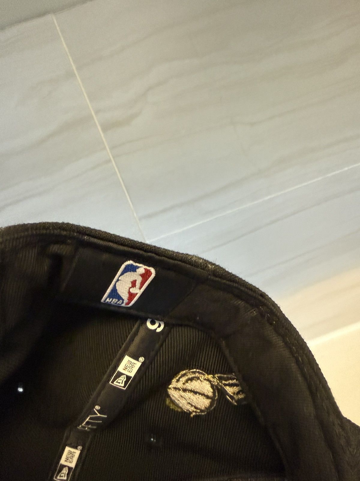 New Era Toronto Raptors 2019 NBA Championship Hat Size ONE SIZE - 12 Thumbnail