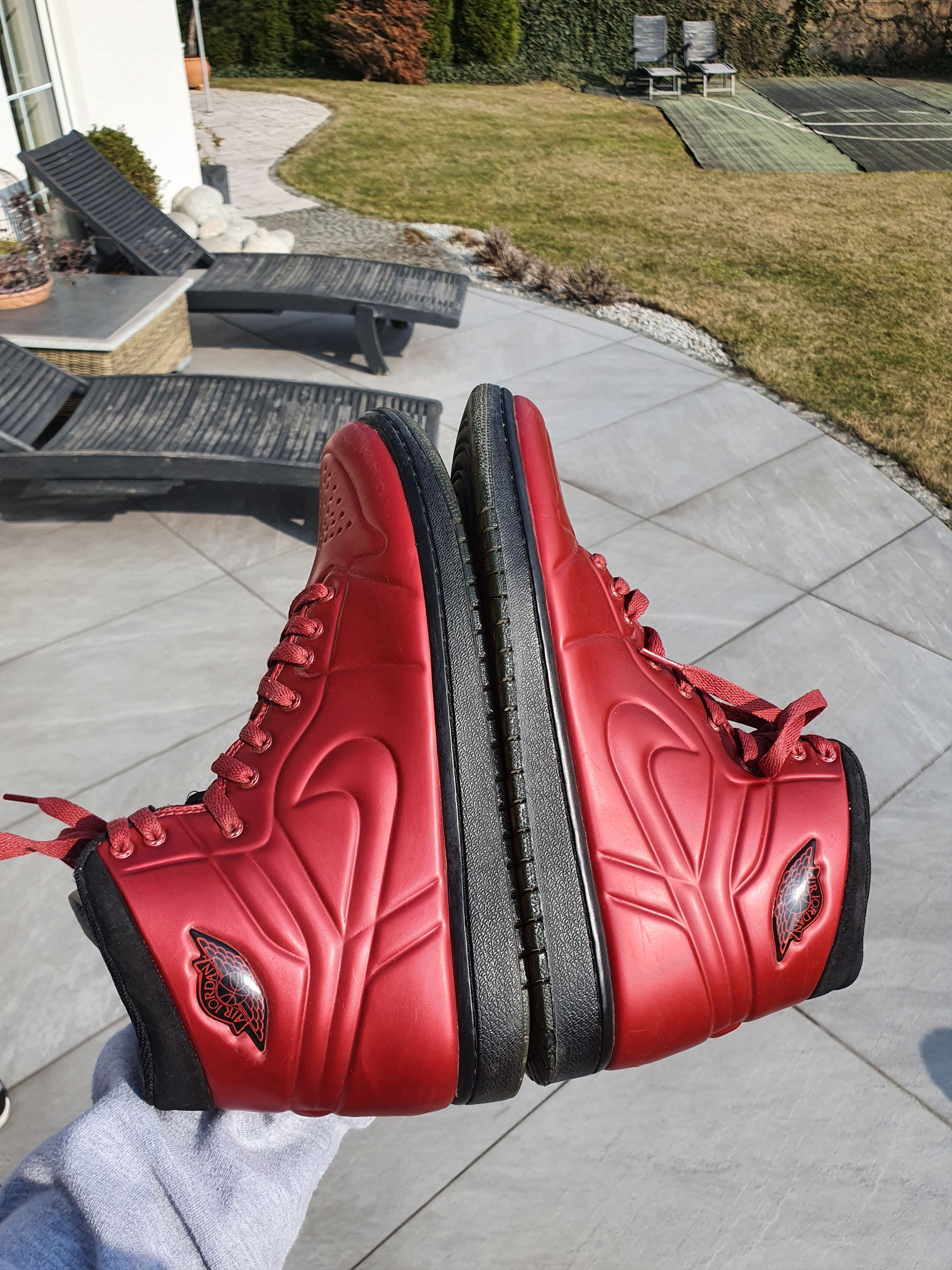 Jordan Brand × Nike 2010 Nike Air Jordan 1 Mid Anodized Cranberry Red Size US 10 / EU 43 - 6 Thumbnail