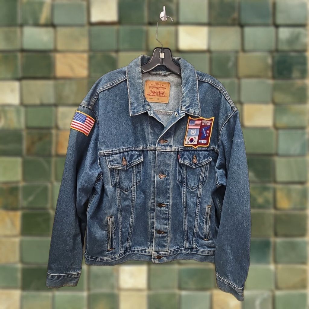 Denime VINTAGE Levi Strauss Denim Jean Trucker Jacket Blue 70507-4890 USA Made Size LG Mens Jacket Size US 33 - 1 Thumbnail
