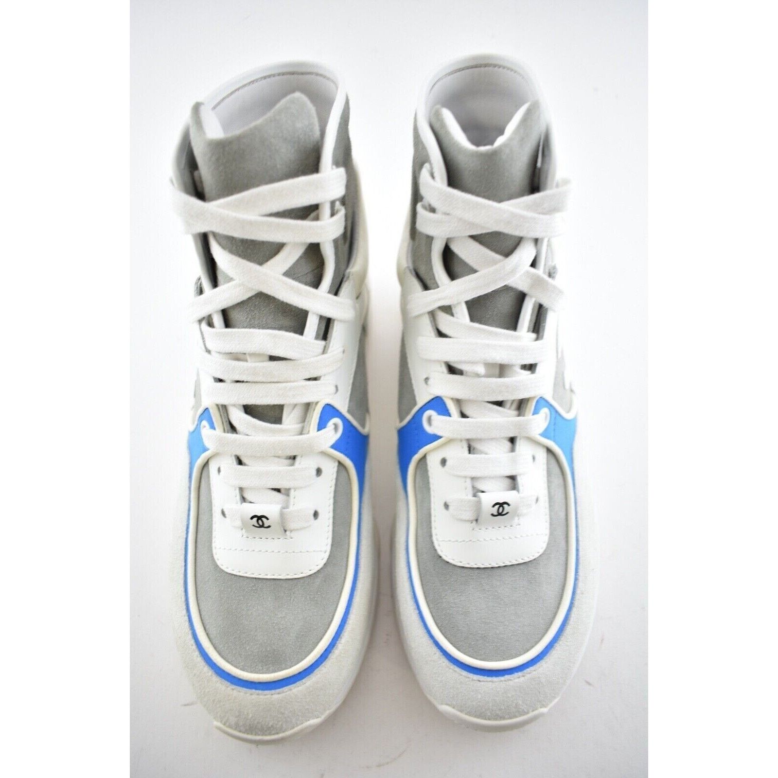 Chanel 18P CC Logo Lace Up Tie Flat Trainer High Top Sneaker 38 Size US 8 / IT 38 - 11 Thumbnail