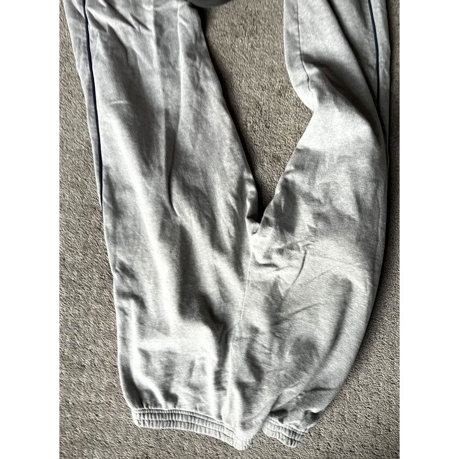 Gap Gap Sweatpants Men Size Medium Gray Good Pre Owned Condition Size US 31 - 4 Thumbnail