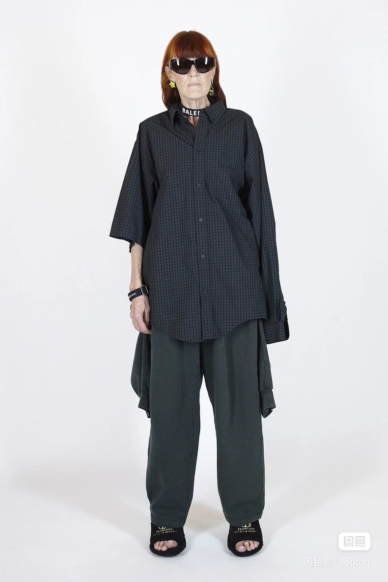 Balenciaga Balenciaga Irregular shirt embroidered logo on chest Size US L / EU 52-54 / 3 - 7 Thumbnail
