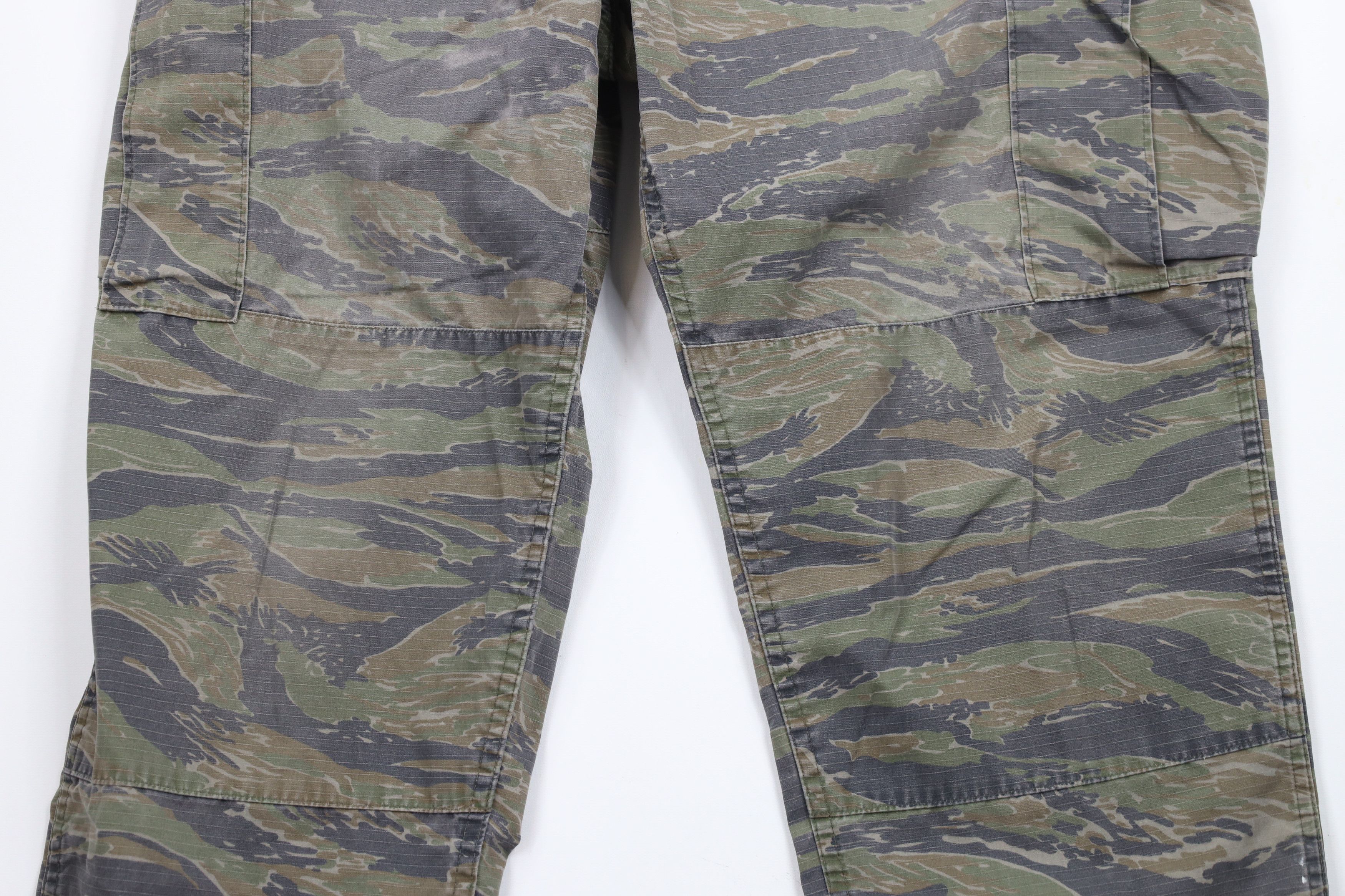 Vintage Vintage 90s Streetwear Baggy Wide Leg Camouflage Cargo Pants Size US 36 / EU 52 - 3 Thumbnail