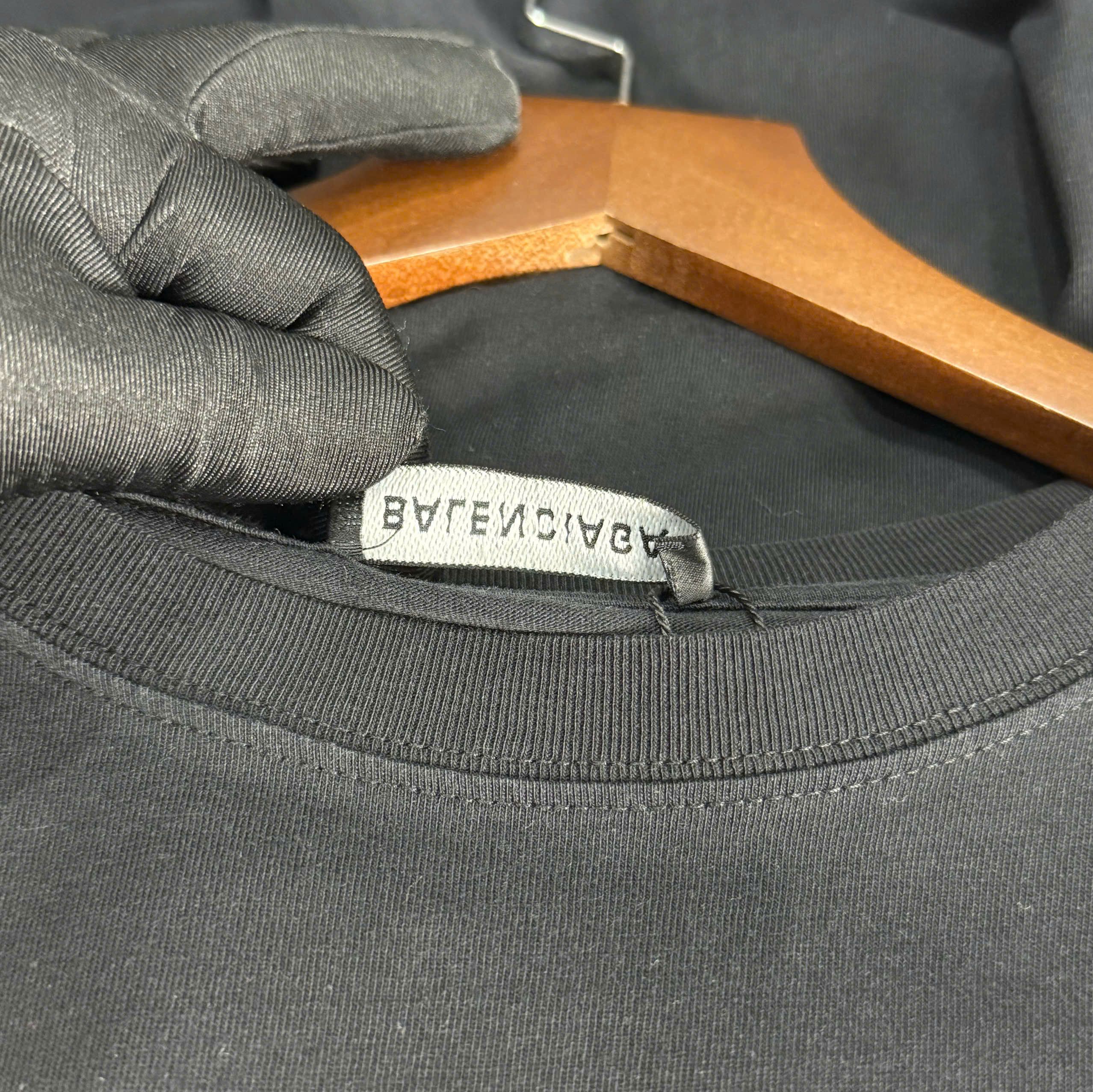 Balenciaga BLENCIAGA T SHIRT Size US M / EU 48-50 / 2 - 6 Thumbnail