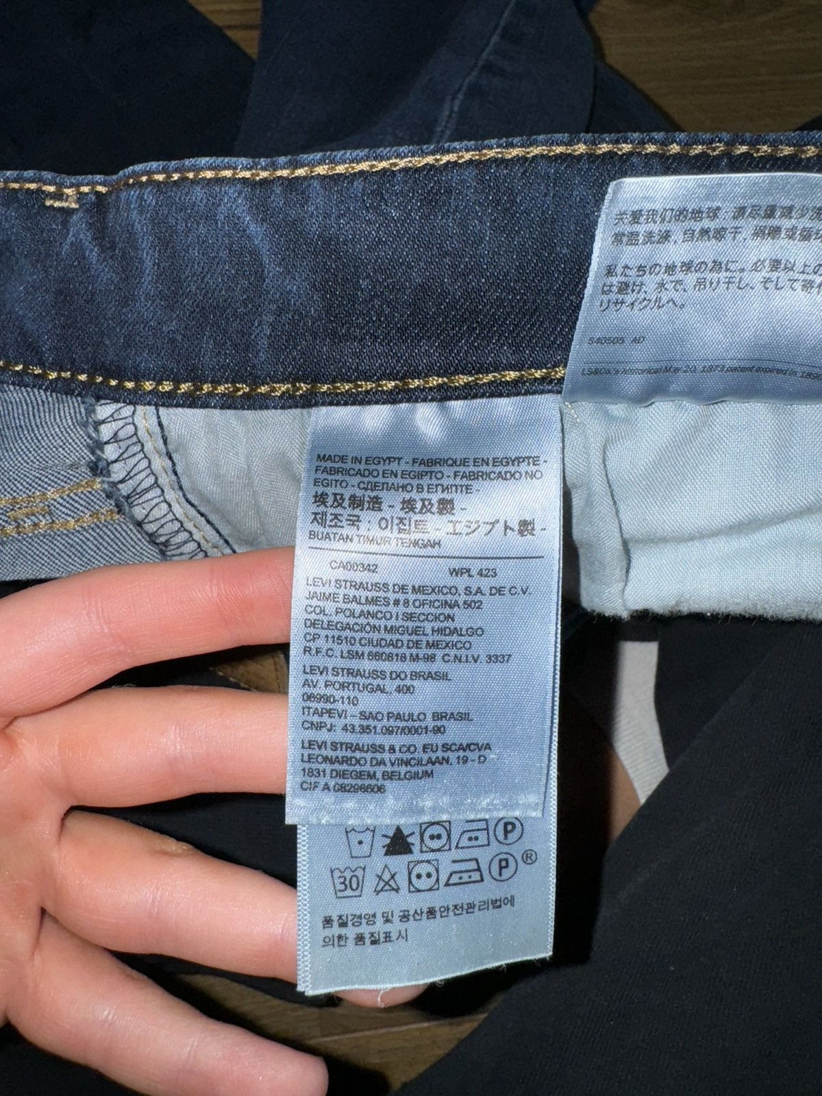 Levi's × Vintage Levi’s Navy Flared Jeans Size 29" - 6 Thumbnail
