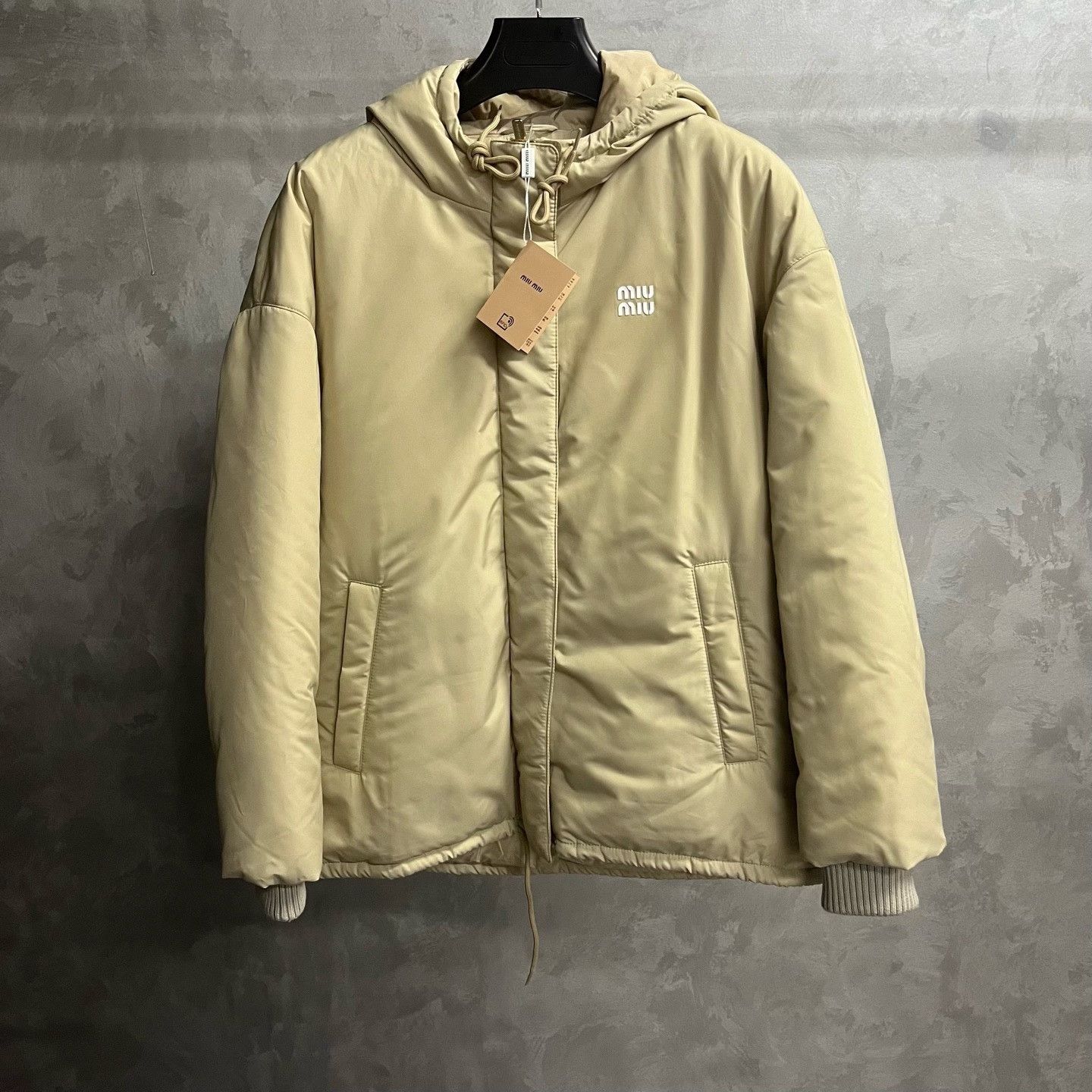 Miu Miu Miu Miu Retro Printed Beige Jacket XS Women Size XS / US 0-2 / IT 36-38 - 1 Thumbnail