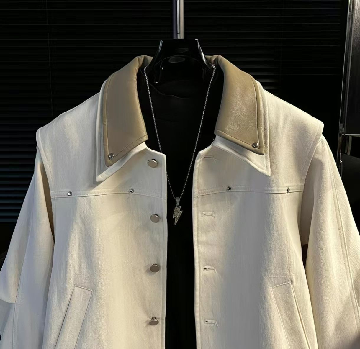 Vintage Cream Contrast Leather Collar Jacket Size US M / EU 48-50 / 2 - 2 Thumbnail