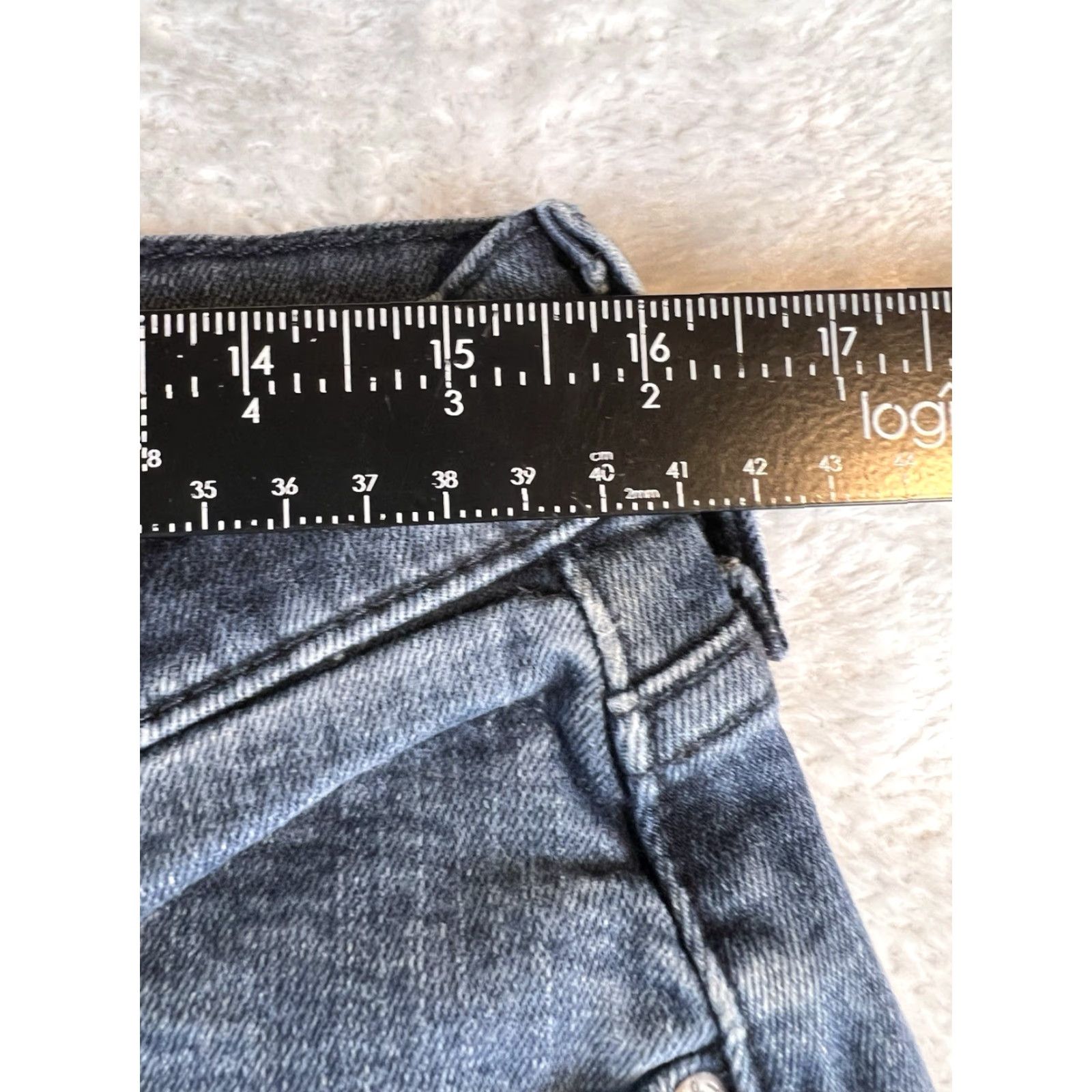 Levi's VINTAGE Levi's 514 Jeans Mens 33x30 Blue Straight Mid Rise Dark Wash Men 5-Pocket Denim Cotton Regular Inseam 30 Size US 33 - 5 Thumbnail