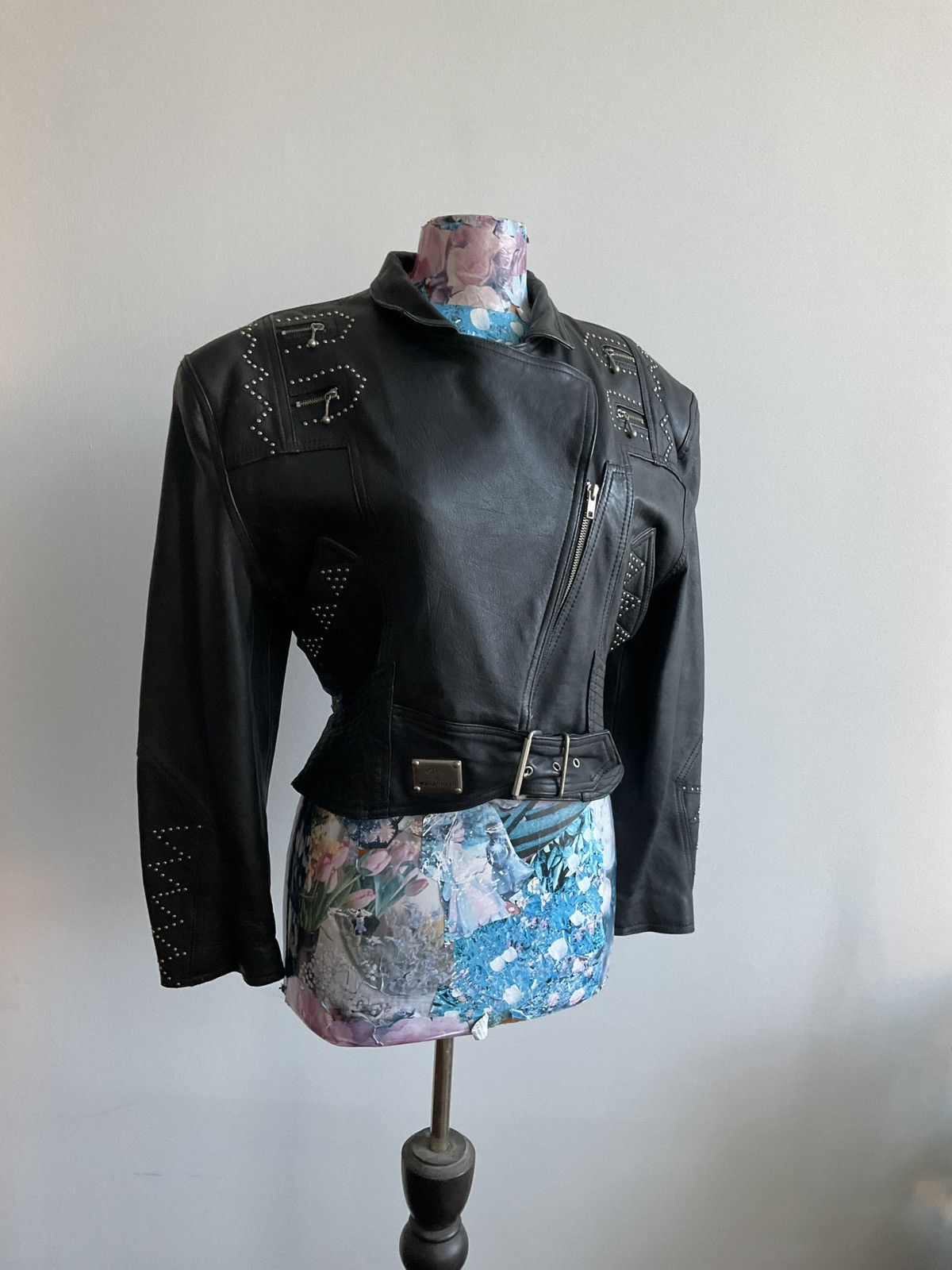 Vintage Vintage leather jacket with studs Size M / US 6-8 / IT 42-44 - 12 Thumbnail