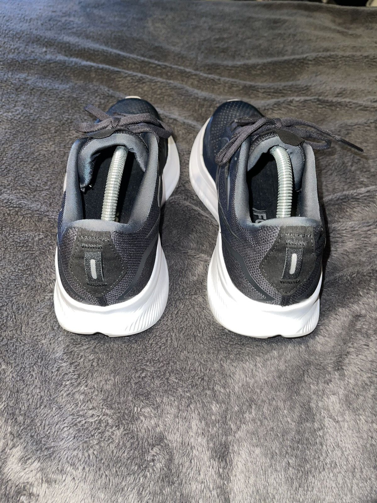 Saucony Ride 15 ‘Black/White’ Size US 9 / EU 42 - 5 Thumbnail