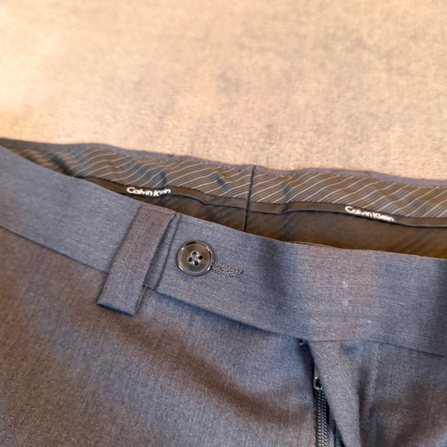 Calvin Klein Calvin Klein Dress Pants Charcoal Gray Mens Size 32 W x 34 L Flat Front Classic Fit Workwear Trousers Pants Size US 32 / EU 48 - 4 Thumbnail
