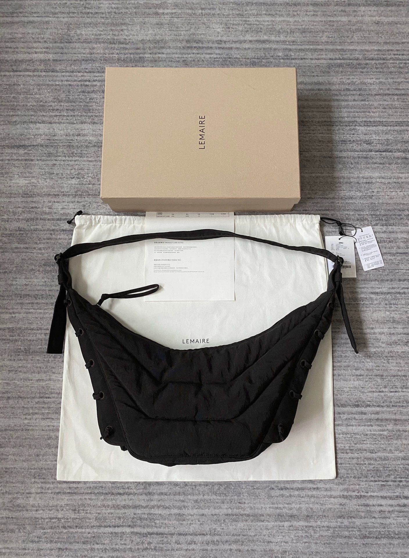 Lemaire Lemaire Soft Game Dark Choc Crossbody M 10/10 Size ONE SIZE - 1 Thumbnail