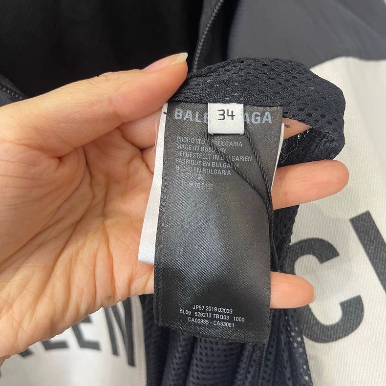 Balenciaga Balenciaga size 34 Large logo windbreaker jacket Size XL / US 12-14 / IT 48-50 - 4 Thumbnail