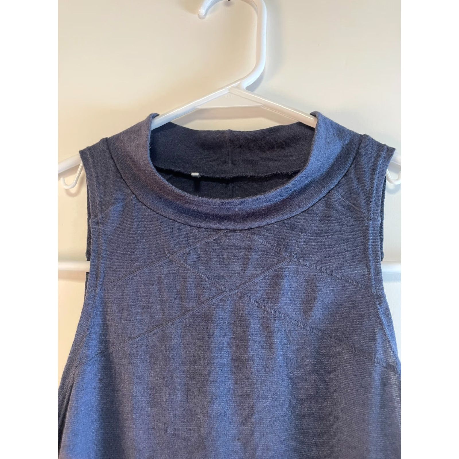 Prana prAna Shirt Women’s S Navy Blue Activewear Back Slit Sleeveless Mock Neck Size S / US 4 / IT 40 - 4 Thumbnail