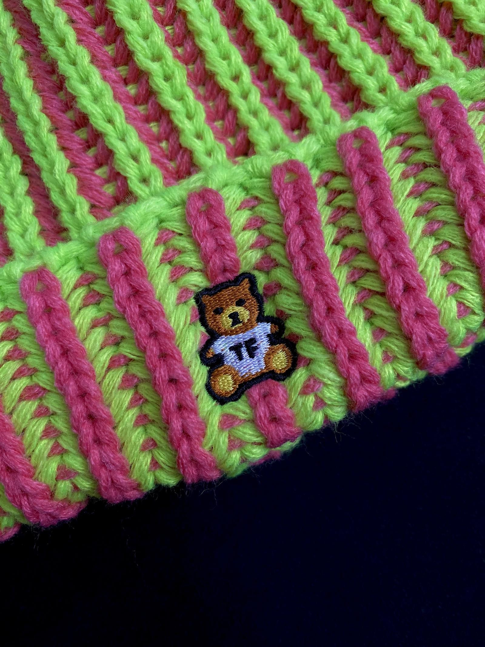 Teddy Fresh Rare Teddy Fresh Vibrant Neon No Cuff Knit Blue Beanie OS Size ONE SIZE - 2 Thumbnail