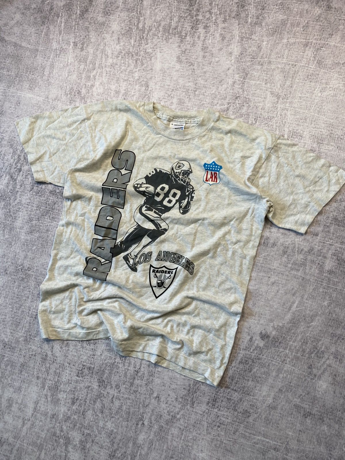 Fruit Of The Loom Vintage NFL Screen Stars Los Angeles Raiders tee Size US M / EU 48-50 / 2 - 2 Thumbnail