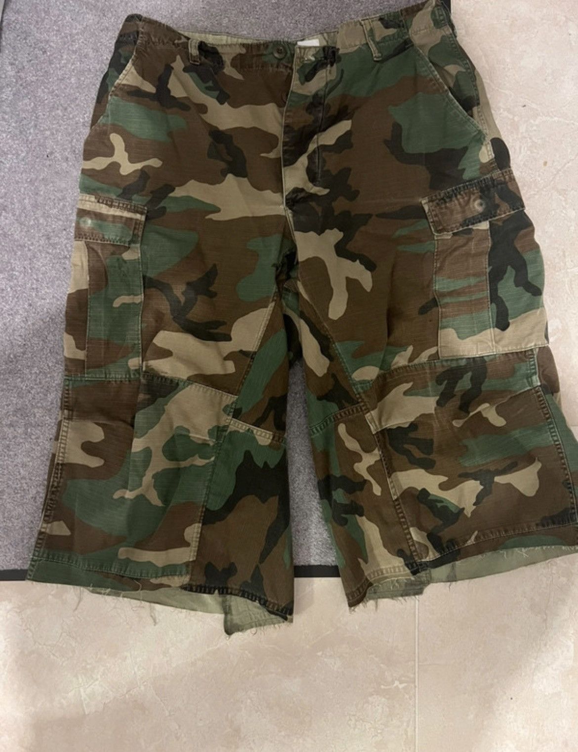 パンツ JOSHUA JAMAL SS24 / WOODLAND NBHD SHORT パンツ JOSHUA JAMAL SS24 / WOODLAND NBHD SHORT Joshua Jamal