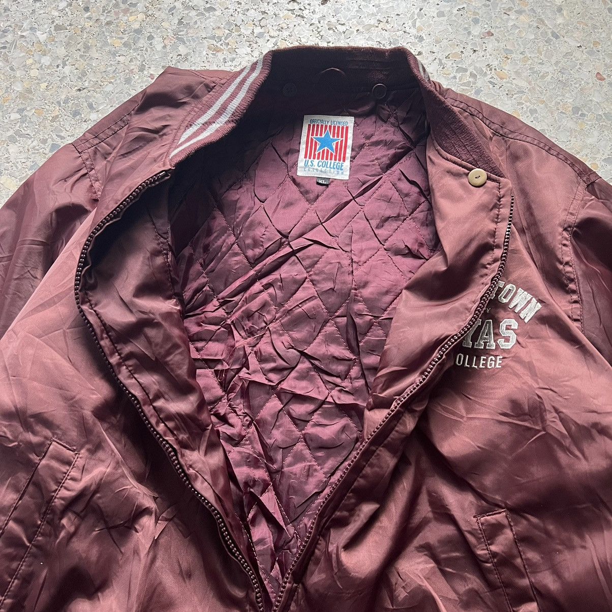 Vintage Vintage 90s Georgetown University Bomber Jacket Size US L / EU 52-54 / 3 - 7 Thumbnail
