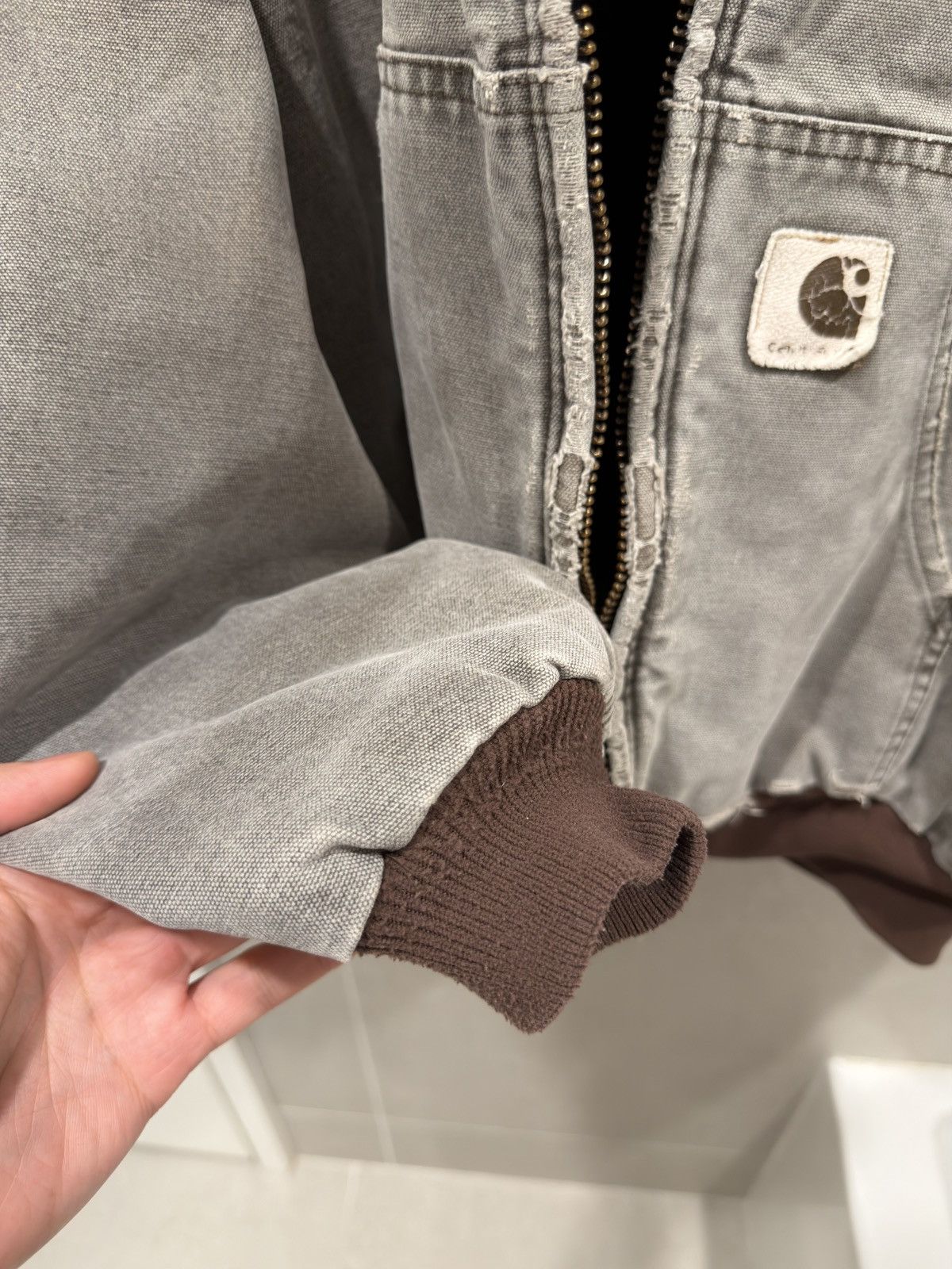Carhartt Vintage Faded Grey/ Brown Carhartt Zip-Up Work Jacket Hoodie Size US XL / EU 56 / 4 - 3 Thumbnail