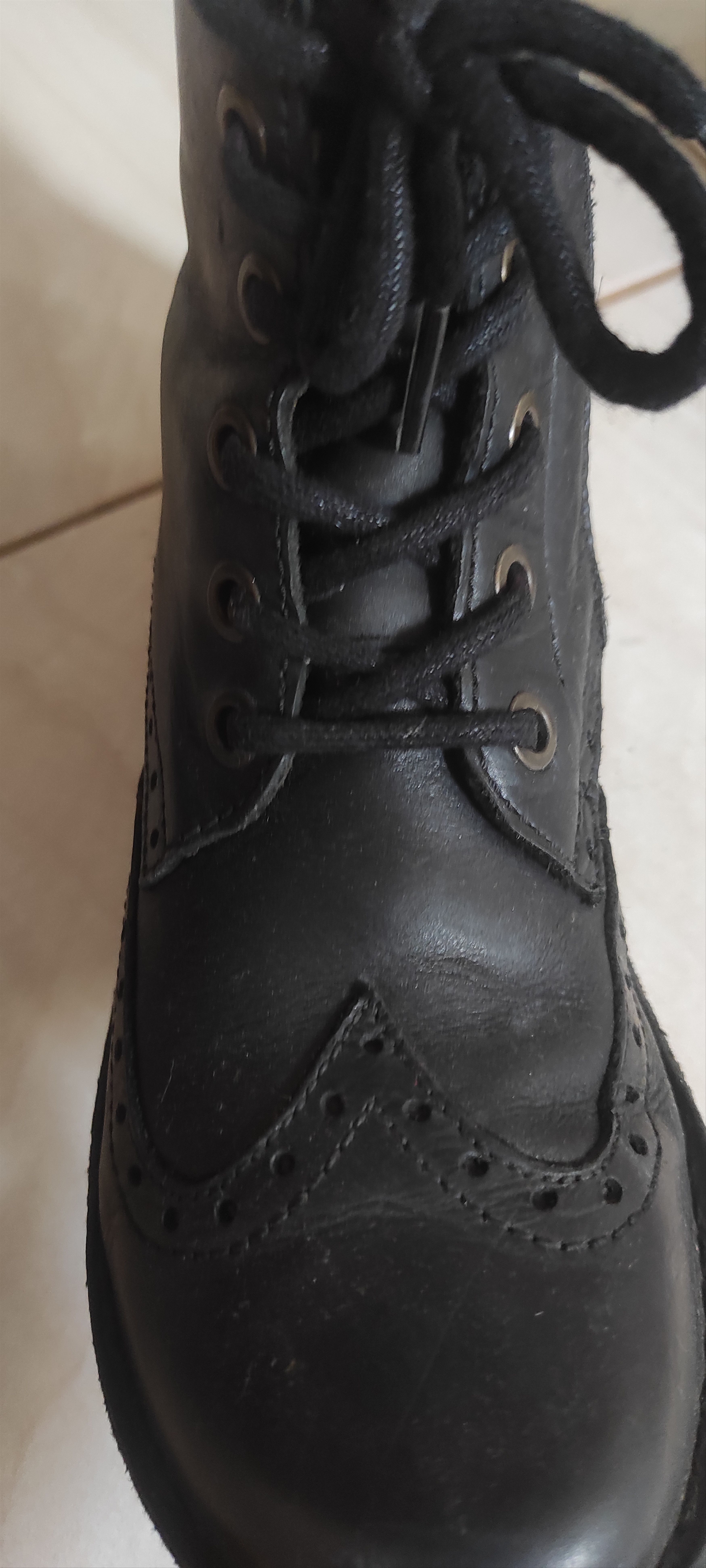 Fly London FLY LONDON Leather Brogue Low-wedge Lace-up ankle Boots Size US 9 / IT 39 - 9 Thumbnail