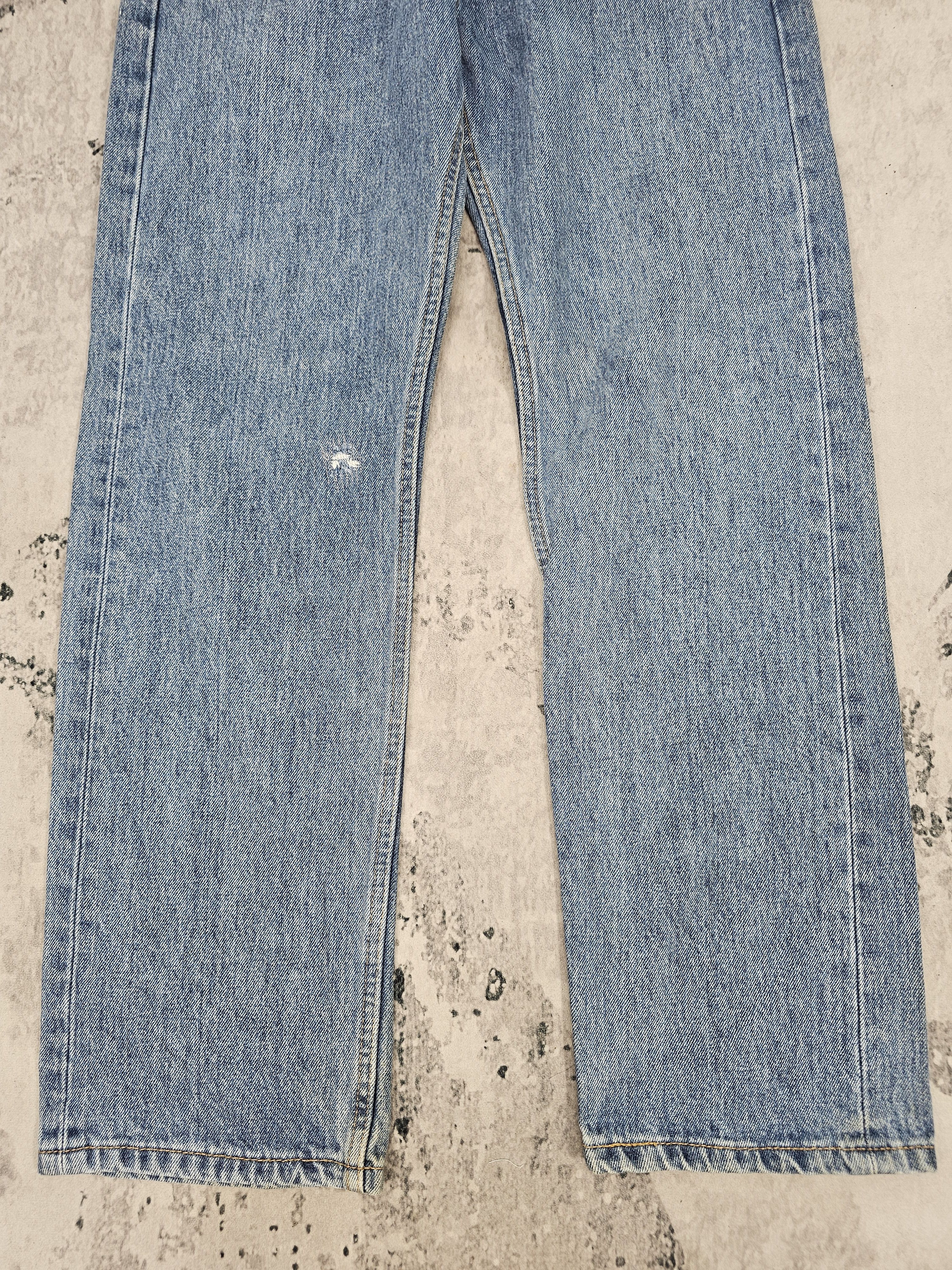 Levi's Vintage Clothing Vtg LEVIS 505 Faded Stain Cropped Blue Jeans 33X29 L0510 Size US 33 - 4 Thumbnail
