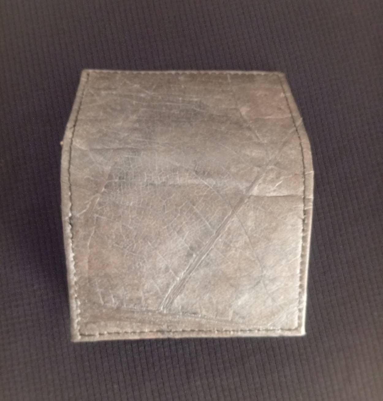 Other MAGNET NAME CARD WALLET LEAF LEATHER NAME CARD HOLDER Size ONE SIZE - 4 Thumbnail