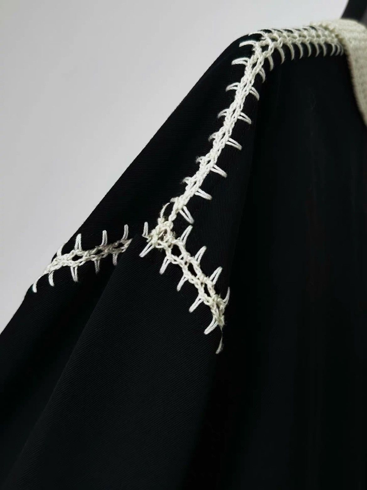 Yohji Yamamoto Yohji Yamamoto Yohji Yamamoto 91SS Hand Stitches Runway Ja Size US M / EU 48-50 / 2 - 5 Thumbnail