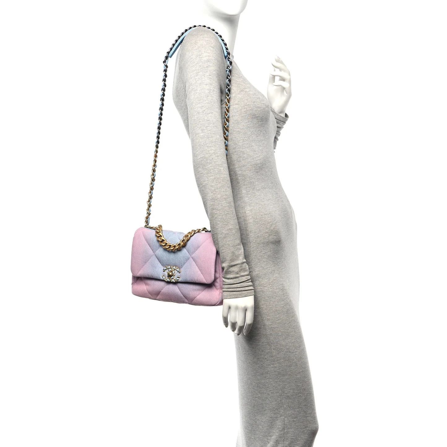 Chanel os11x0126 Size: OS / Denim Quilted Medium Flap Bag Blue/Pink Size ONE SIZE - 2 Thumbnail