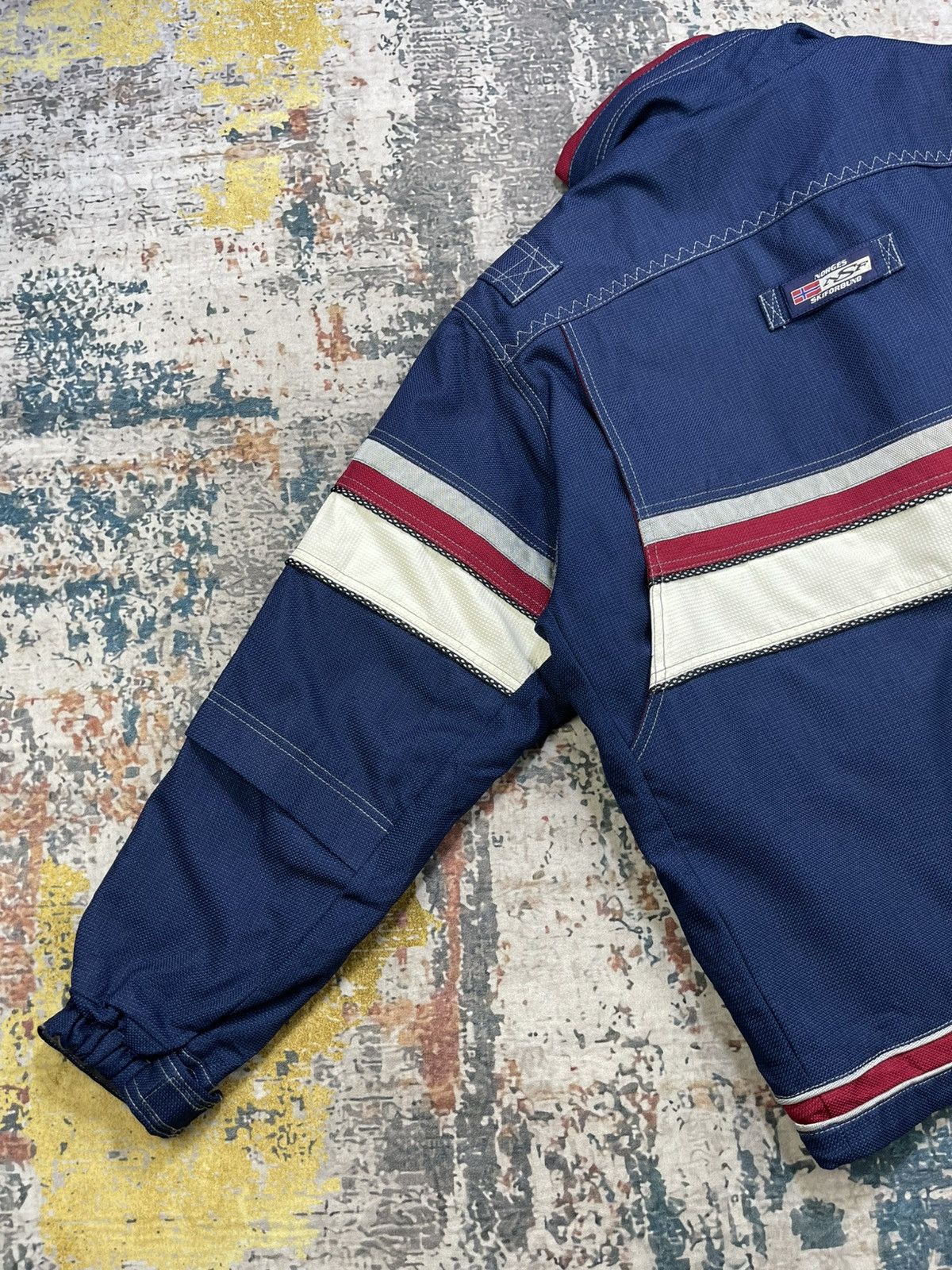 Phenix Vtg 90s Phenix Norge The Attacking Vikings Ski Jacket Size US M / EU 48-50 / 2 - 10 Thumbnail