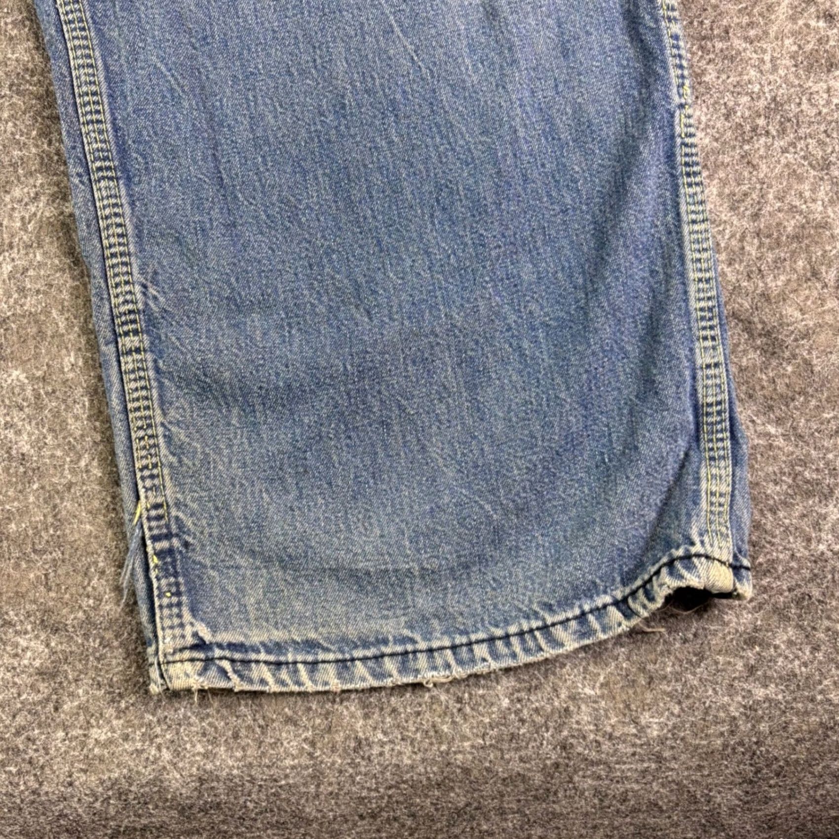 Carhartt VINTAGE Carhartt Jeans Mens 36x29 Light Wash Distressed Workwear Size US 36 / EU 52 - 7 Thumbnail
