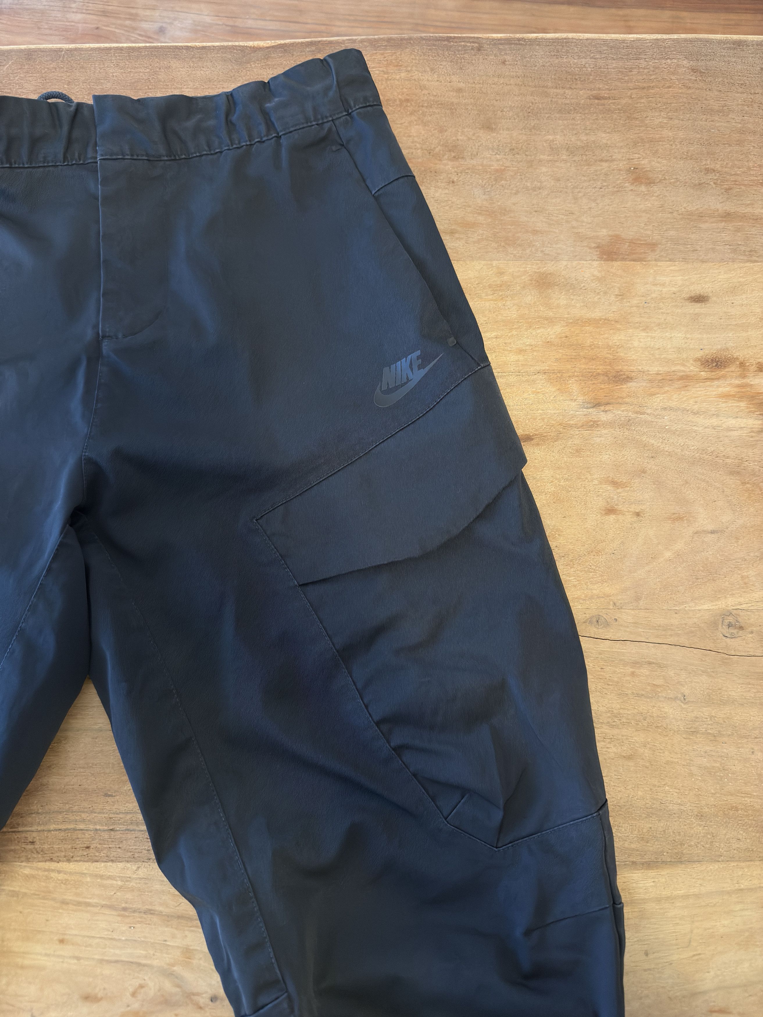 Nike Nike Sportswear Tech Woven Unlined Cargo Pants DH3866-326 Size US 30 / EU 46 - 3 Thumbnail