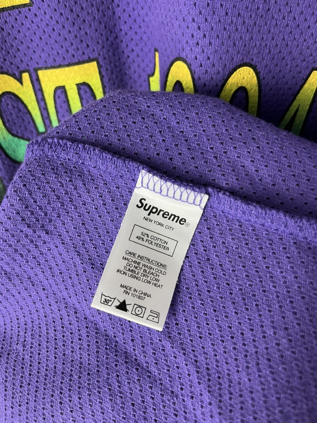 Supreme Supreme Cotton Mesh Logo Gradient Short-Sleeve Top 'Purple' Size US M / EU 48-50 / 2 - 6 Thumbnail