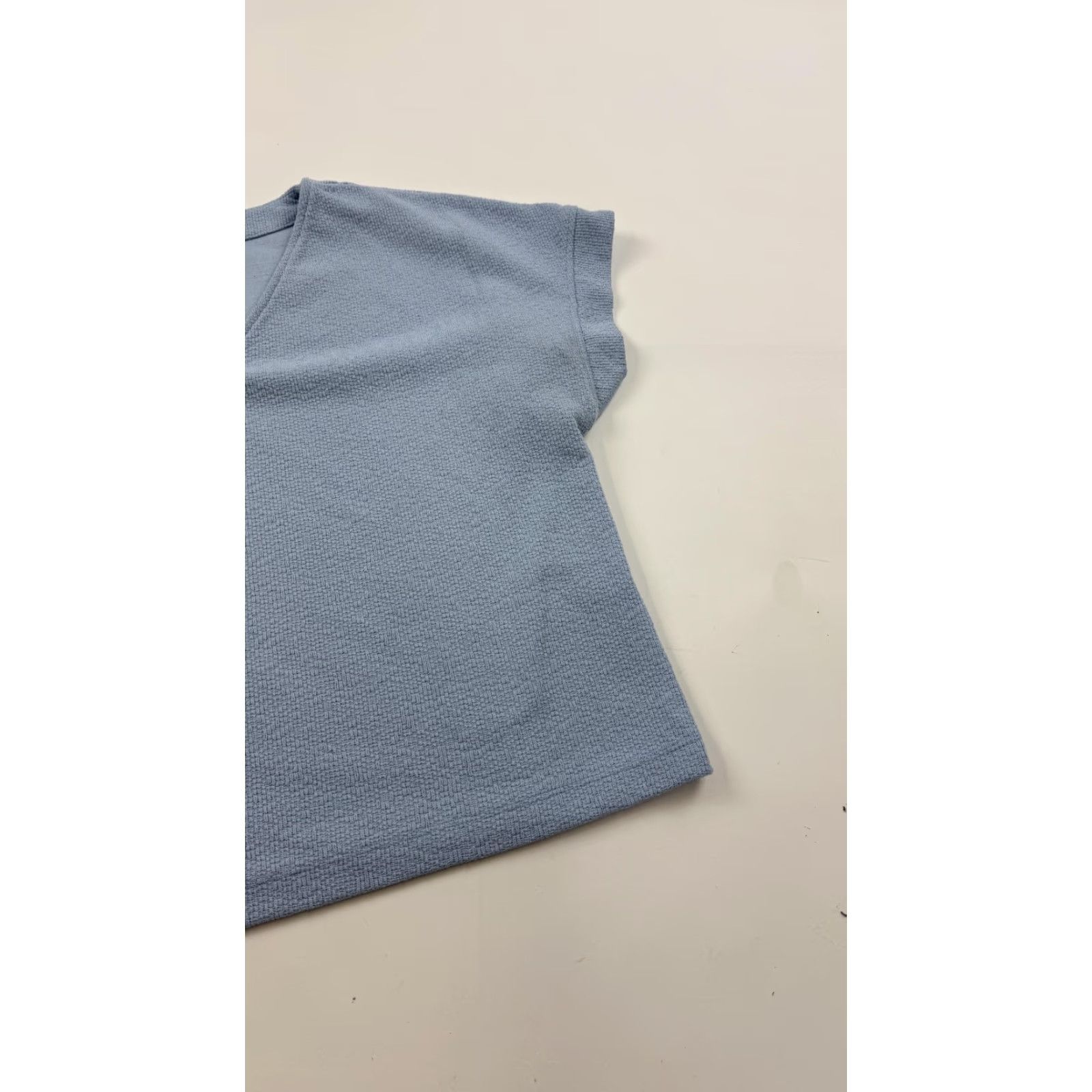 Joie JOIE Shirt Womens Large Blue Waffle Knit V-Neck Short Sleeve Cropped KN6566JL Size L / US 10 / IT 46 - 2 Thumbnail