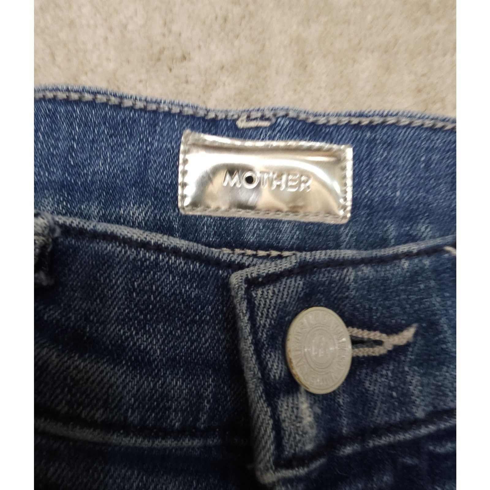 MOTHER Mother Denim Hustle Ankle Fray High Rise In Graffiti Girl 24 Size 24" / US 00 / IT 34 - 8 Thumbnail