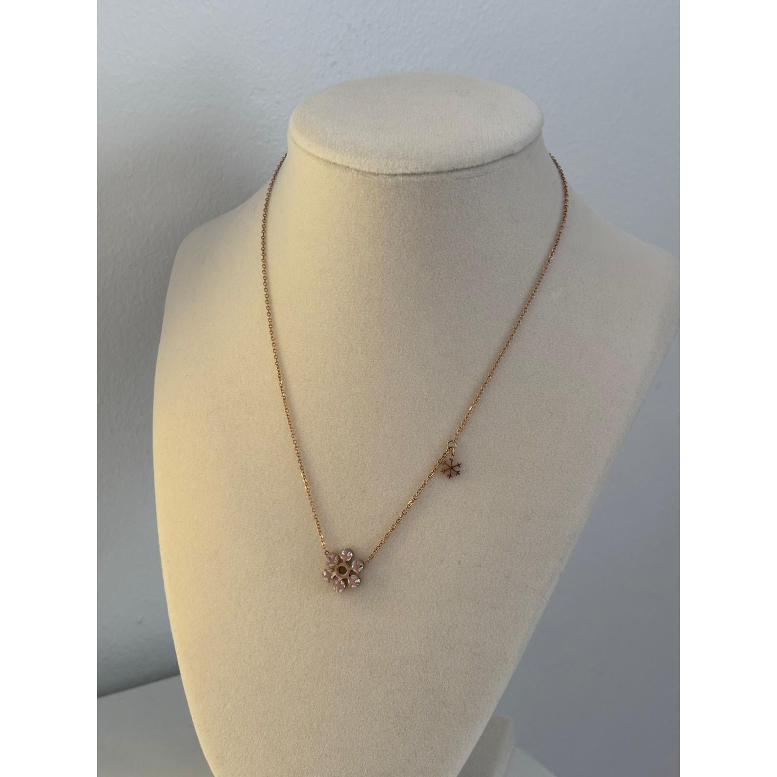 Other Gold Snowflake Necklace Stainless Steel Size ONE SIZE - 4 Thumbnail