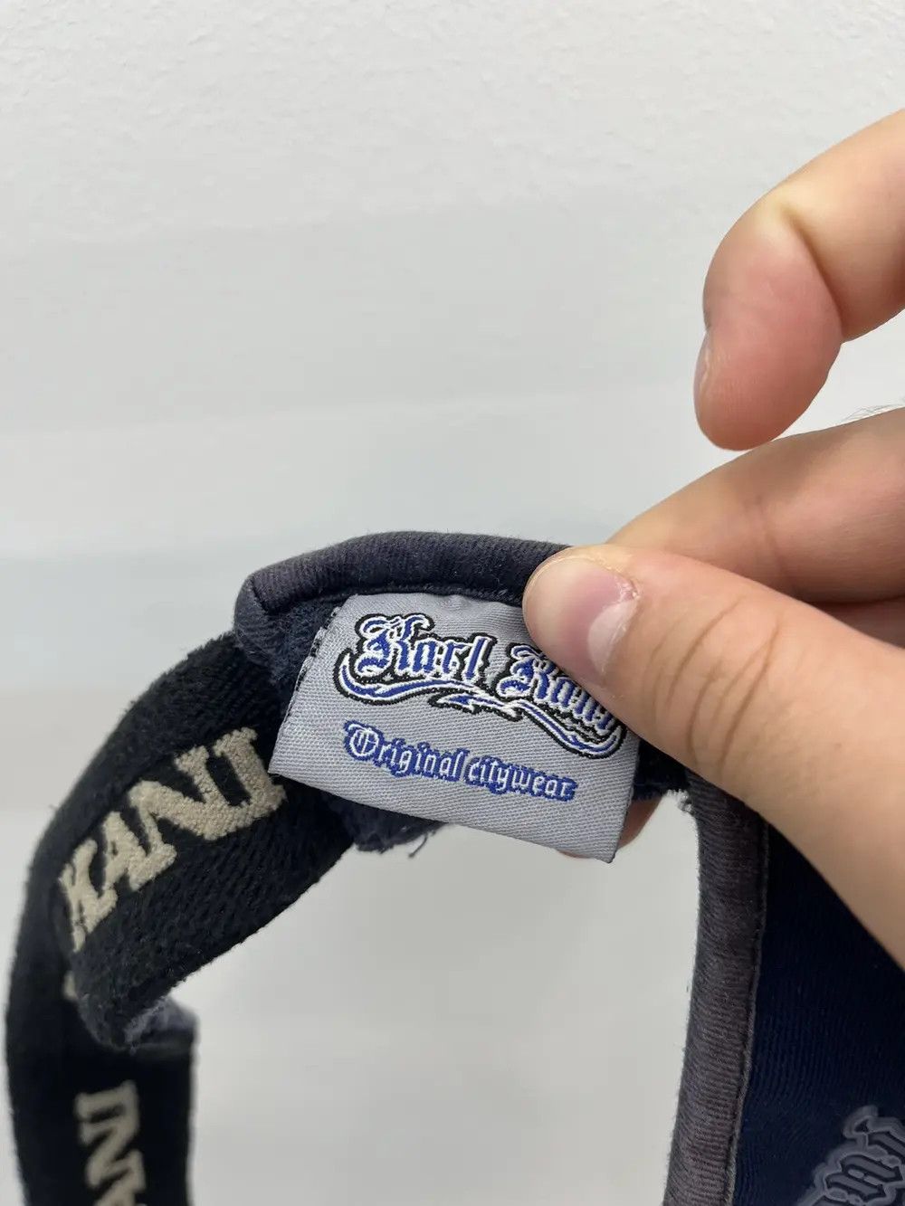 Karl Kani Vintage Karl Kani Visor Cap Size ONE SIZE - 4 Thumbnail