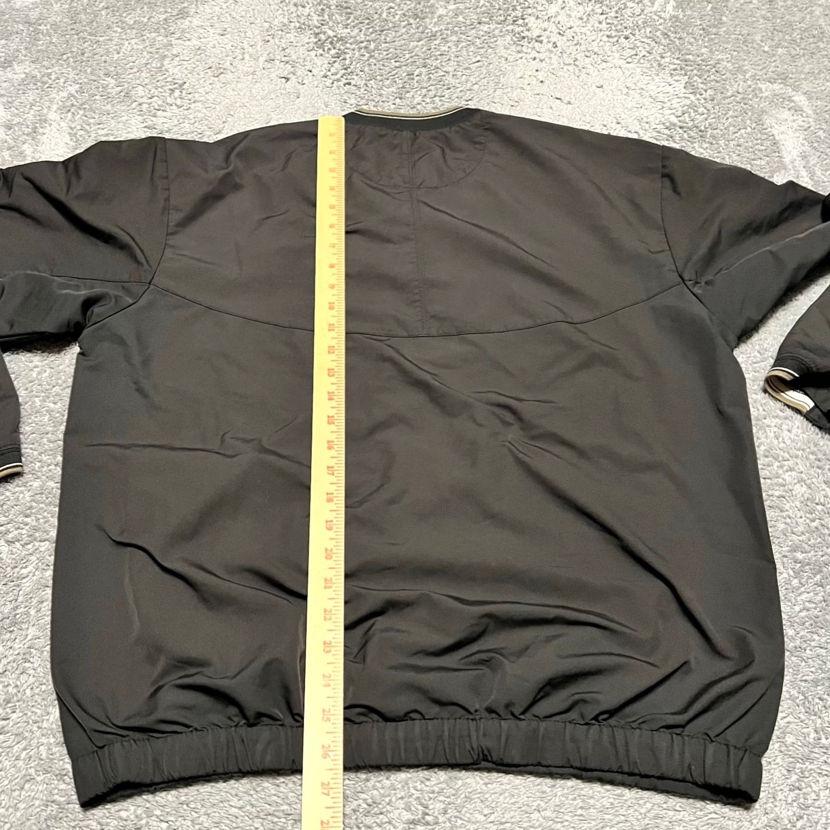 Nike Nike Golf Windbreaker Jacket Mens Large Pullover Black Gray Regular L Mens Windbreaker Black Nike Golf Jacket Size US L / EU 52-54 / 3 - 7 Thumbnail