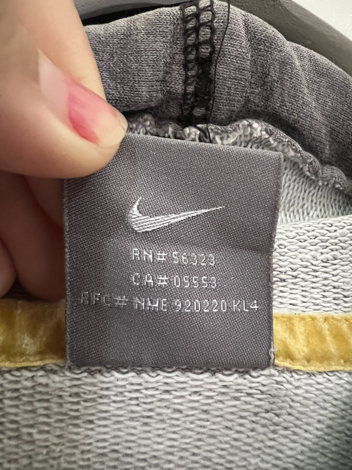 Nike Nike Hoodie – Classic Sportswear Style Size US M / EU 48-50 / 2 - 8 Thumbnail