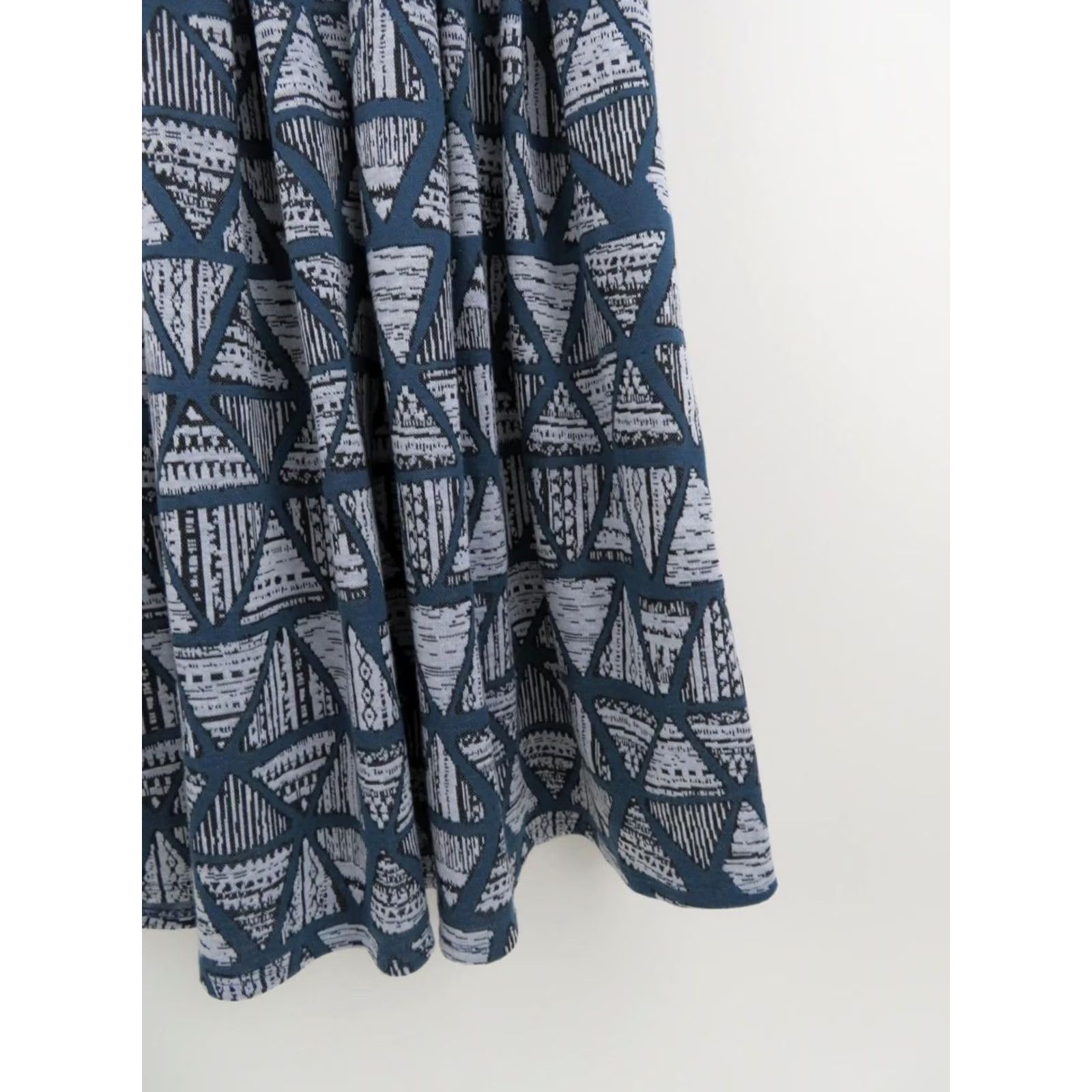 Vintage LULAROE Amelia Dress XS Jacquard Blue Unicorn Triangle A-Line Dress Womens XS Size XS / US 0-2 / IT 36-38 - 3 Thumbnail