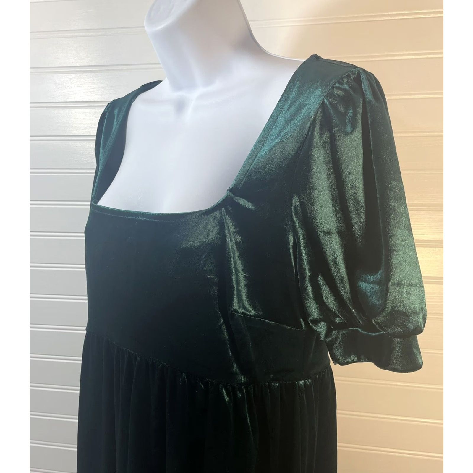 Vintage Trixxi Clothing Company Dress Women Medium Emerald Green Square Neck Zip Button Knit Polyester Spandex Shift Knee Length Short Sleeve Vintage No Size M / US 6-8 / IT 42-44 - 4 Thumbnail