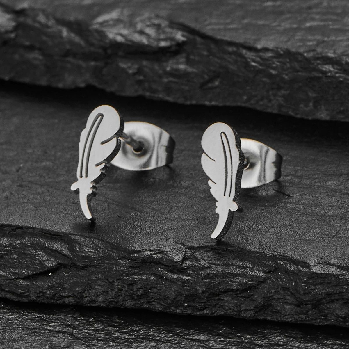 Jewelry Mini Feather Stud Earrings Charm Earring Gift Size ONE SIZE - 1 Thumbnail