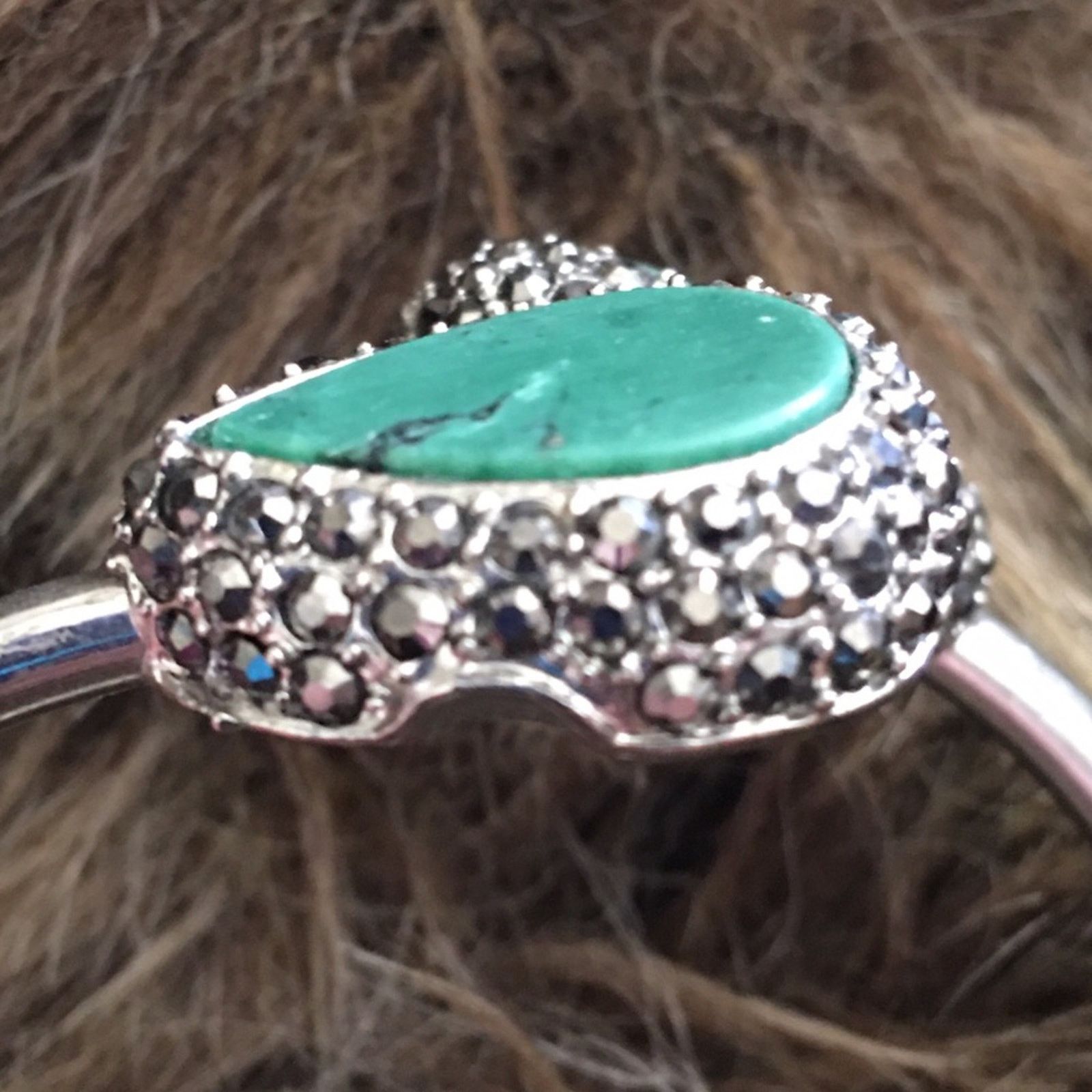 Jewelry Simulated malachite and marcasite clamp bracelet Size ONE SIZE - 7 Thumbnail