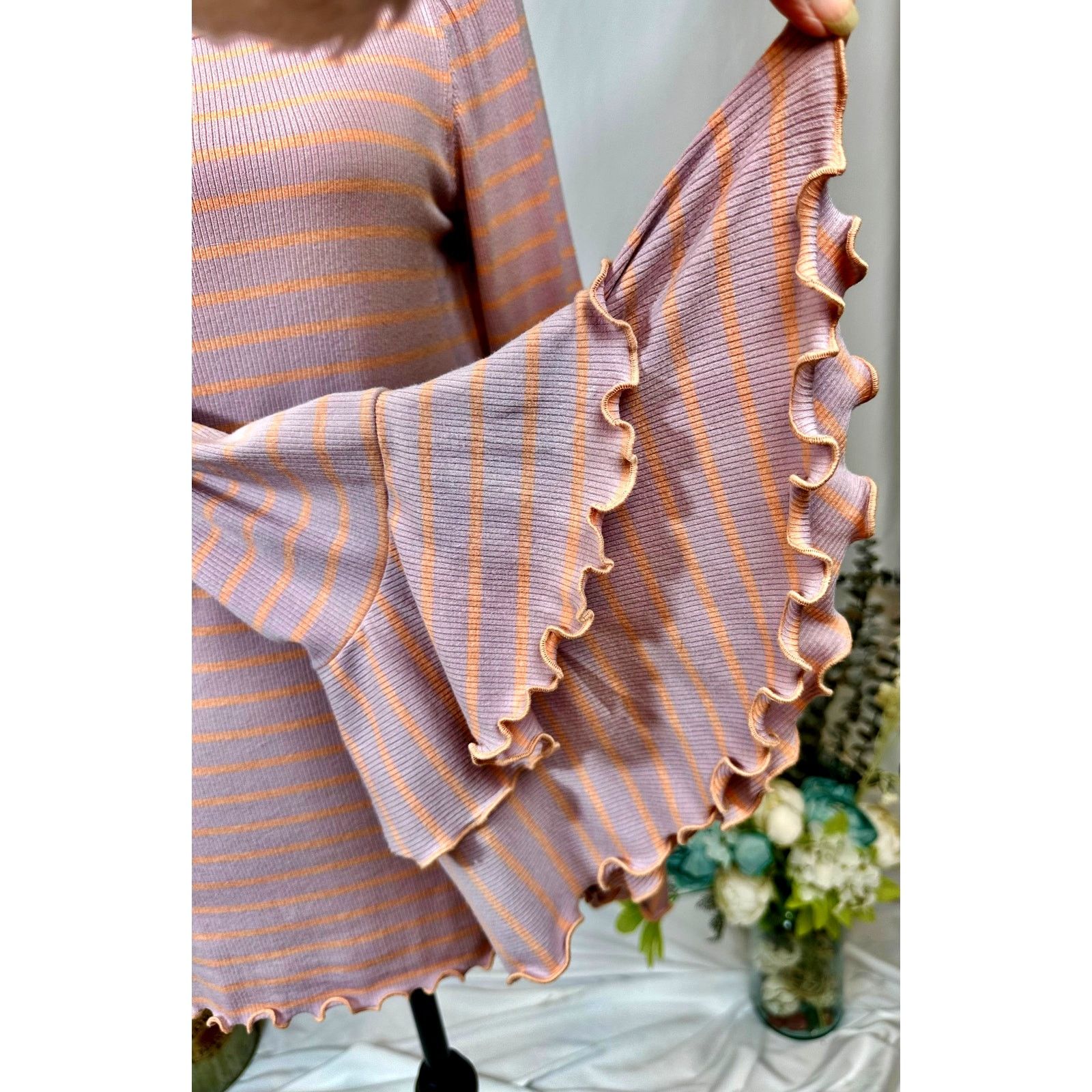Free People Free People We the Free Good Find Ruffle Cuff Shirt Top L Size L / US 10 / IT 46 - 8 Thumbnail