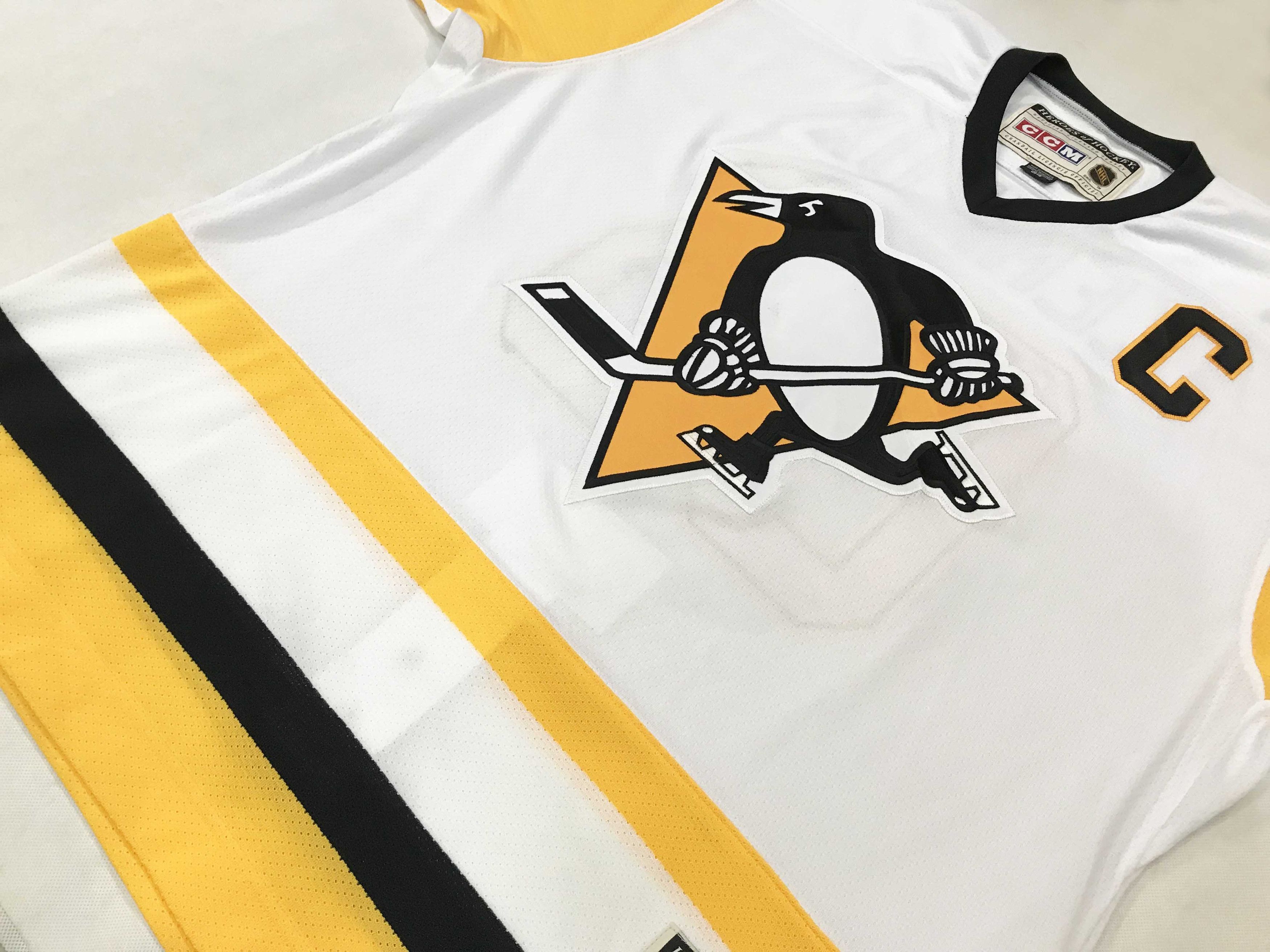 Ccm × NHL CCM Heroes Pittsburgh Penguins LEMIEUX #66 NHL Hockey Jersey Size US XL / EU 56 / 4 - 11 Thumbnail