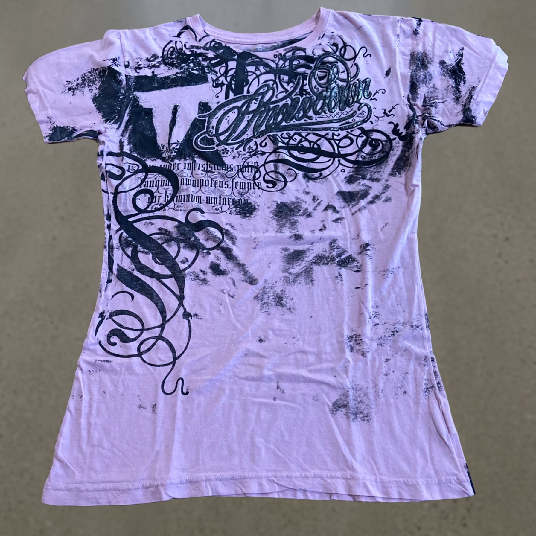 Gloverall VINTAGE Y2K Throwdown Premium All Over Print Pink T-Shirt XL Women Crew Neck Short Sleeve Skull Grunge Gothic Punk Double-Sided Black Cotton Knit Size XL / US 12-14 / IT 48-50 - 1 Thumbnail
