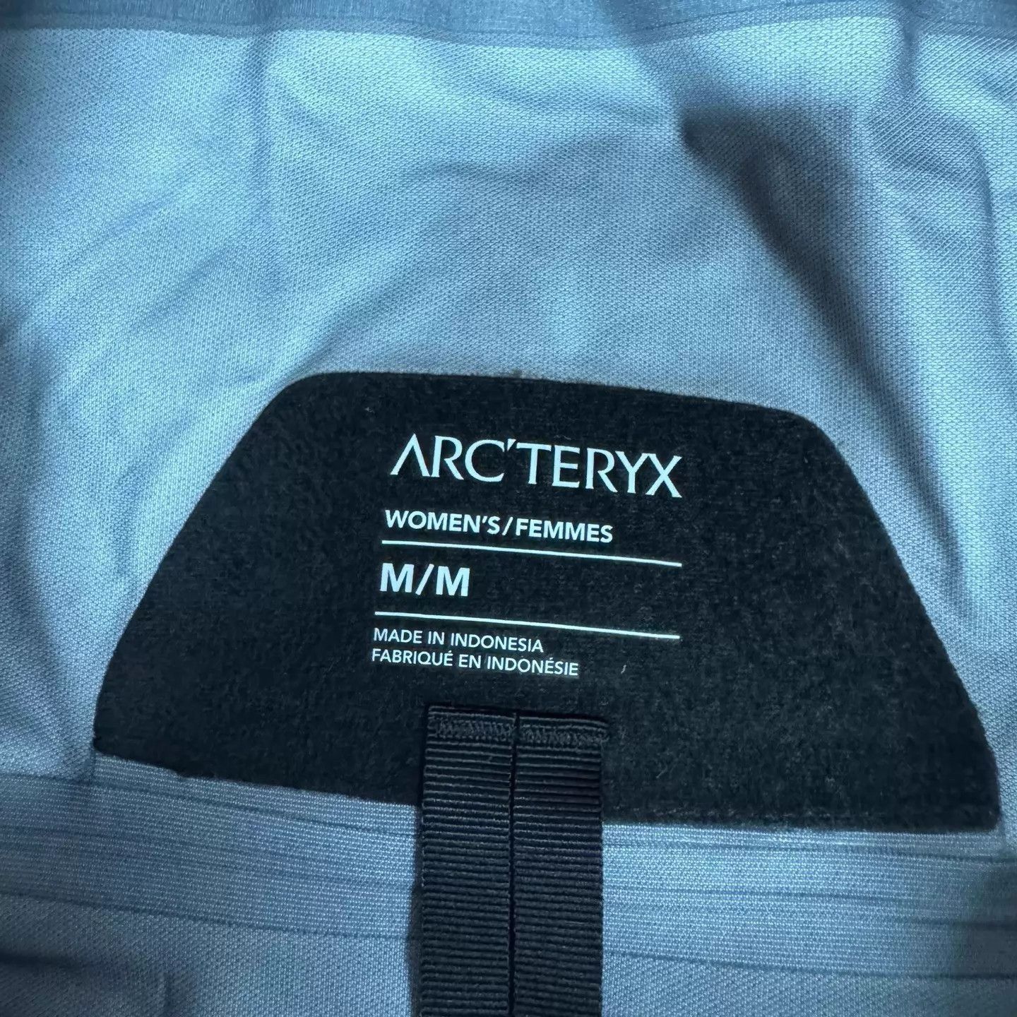 Arc'teryx Orange Hooded Rain Jacket Size M Size US M / EU 48-50 / 2 - 6 Thumbnail