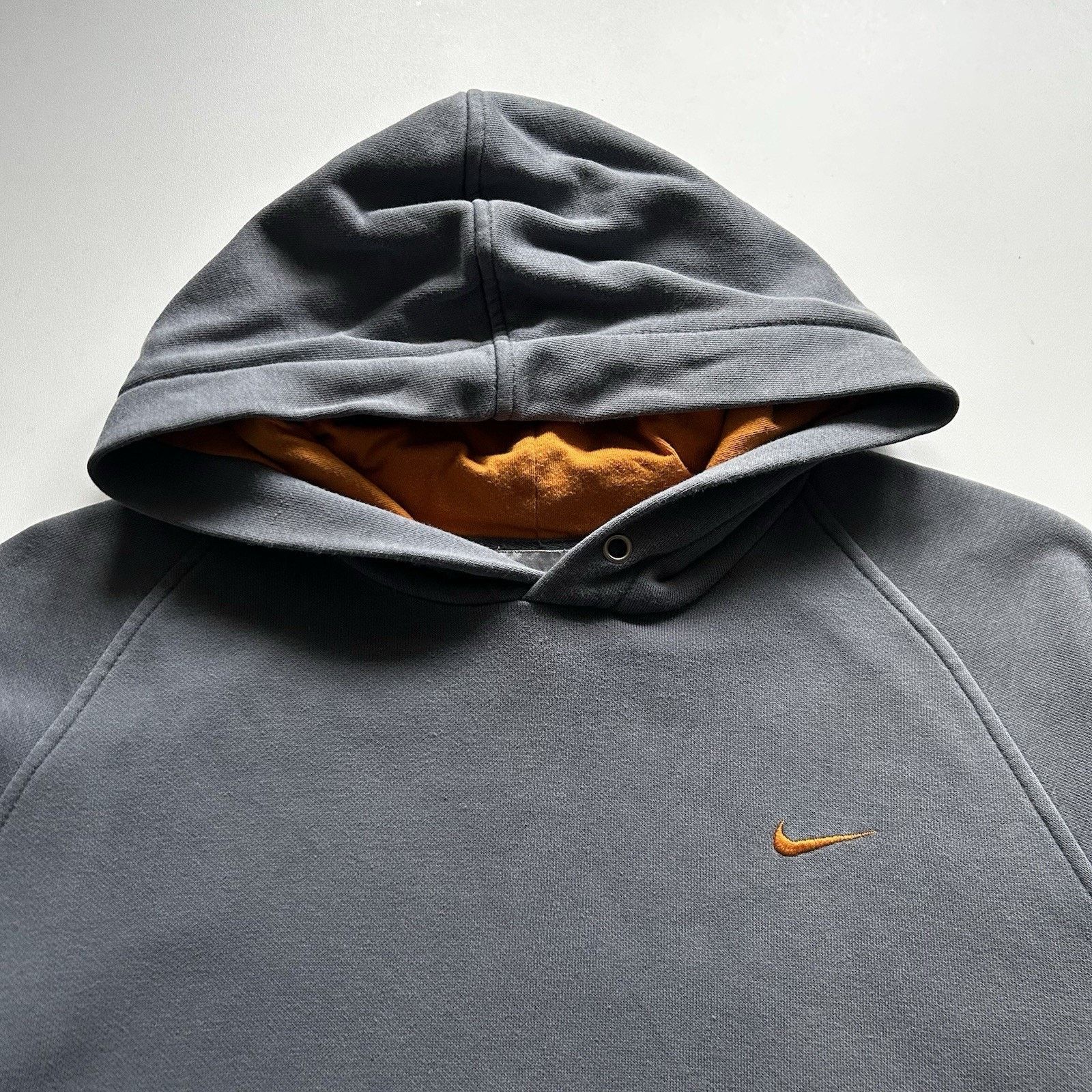 Nike Vintage Y2K Nike Swoosh Hoodie Sweatshirt Gray Medium Rare Size US M / EU 48-50 / 2 - 2 Thumbnail