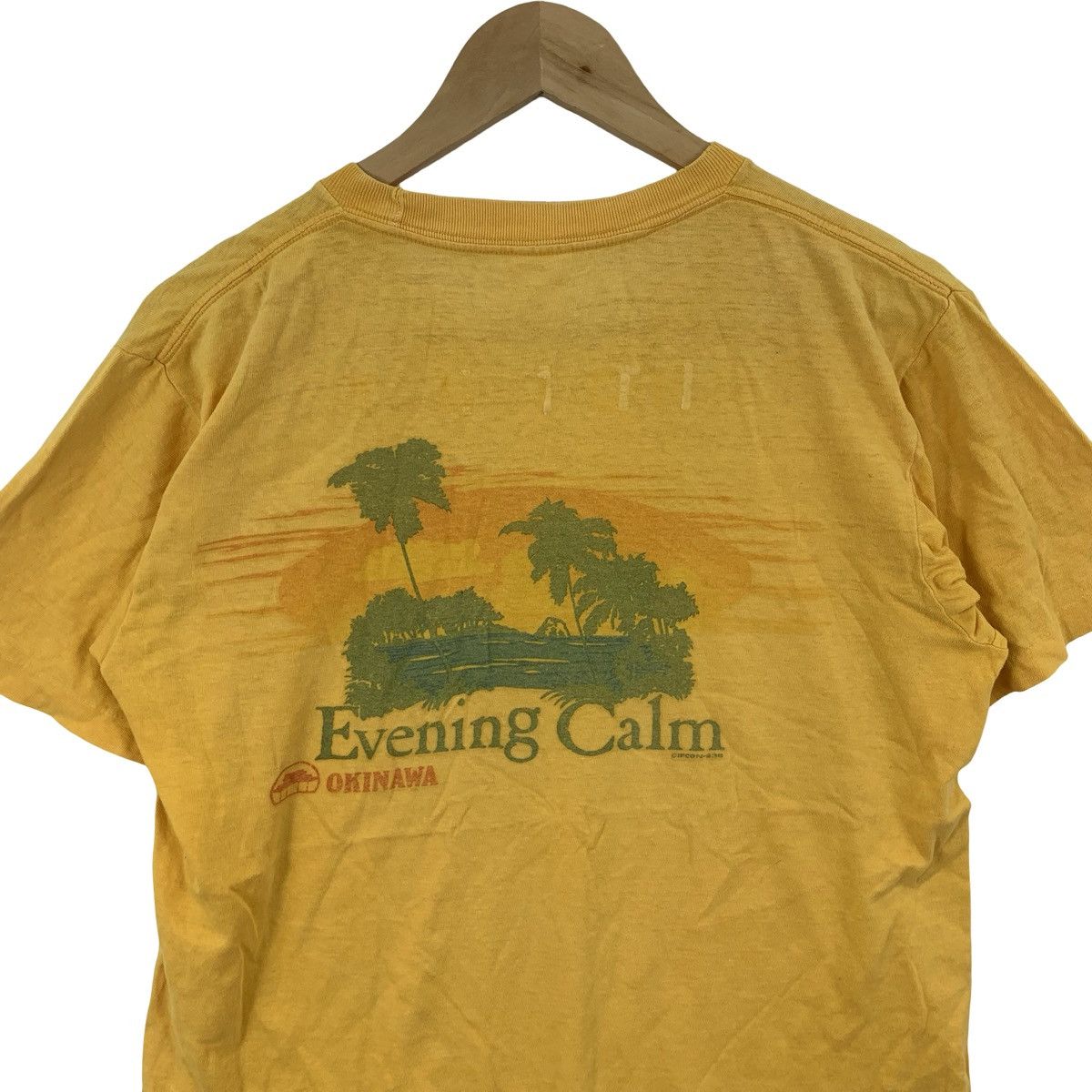 Vintage Vintage OKINAWA Evening Calm Tee Shirt Top Made In Japan Size US L / EU 52-54 / 3 - 7 Thumbnail